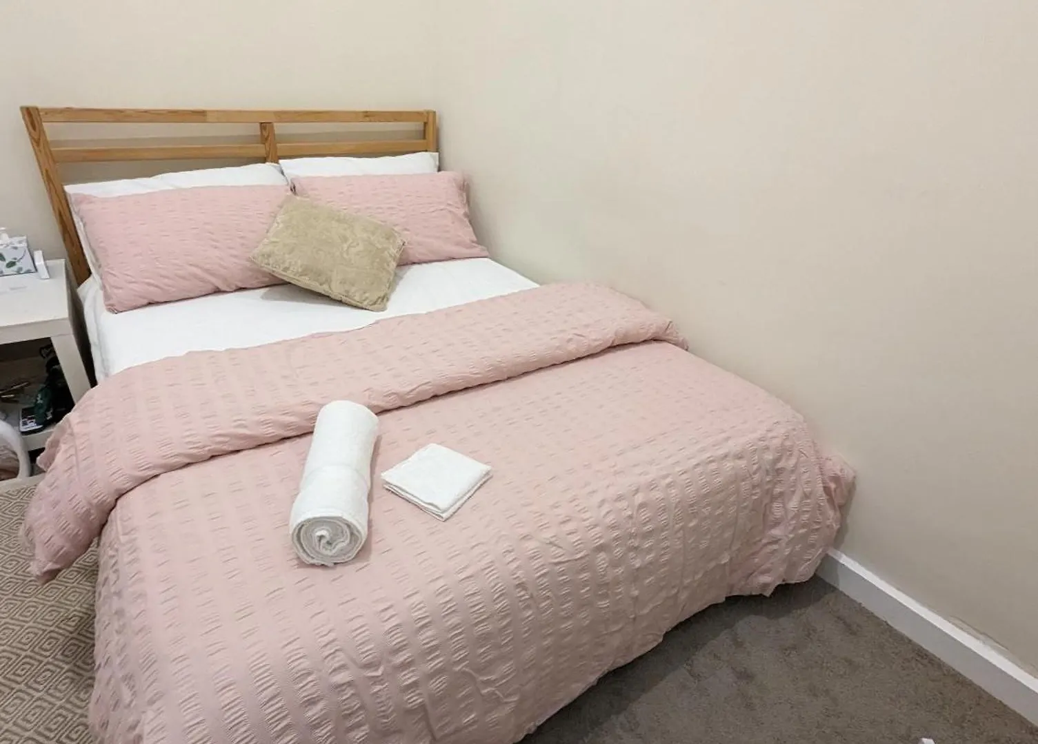 Budget Double Bed Room Adelaide